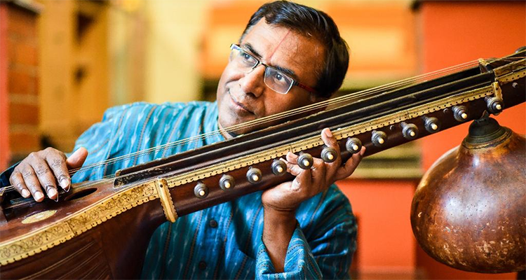 Chitravina N. Ravikiran